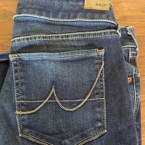 Ariat Womens Ultra Stretch Perfect Rise Katie Flare Jean.